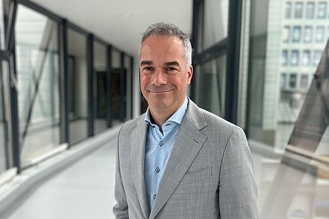 Herr Prof. Dr. Emile Rijcken