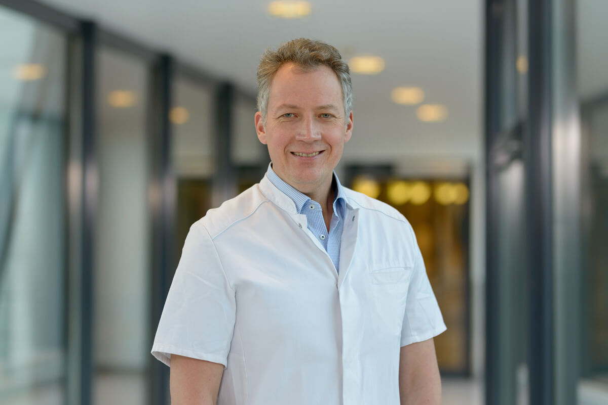 Herr Dr. Martin Sommerauer